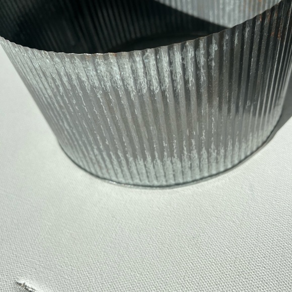 Two Ribbed Metal Round Bowl Containers - Picture 9 of 12